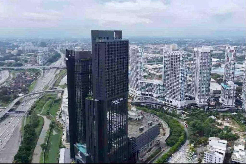 Hill10 Residence, I-city Apartment