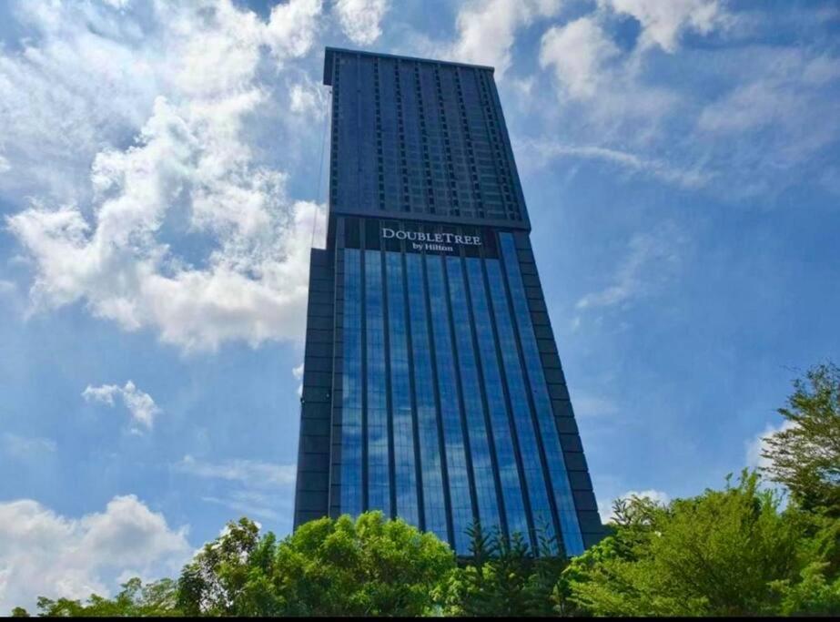 Hill10 Residence, I-city Apartment *