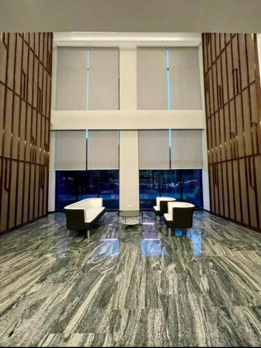 Apartment Hill10 Residence, I-city